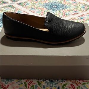 Comfortiva Black Leather Women's Loafers